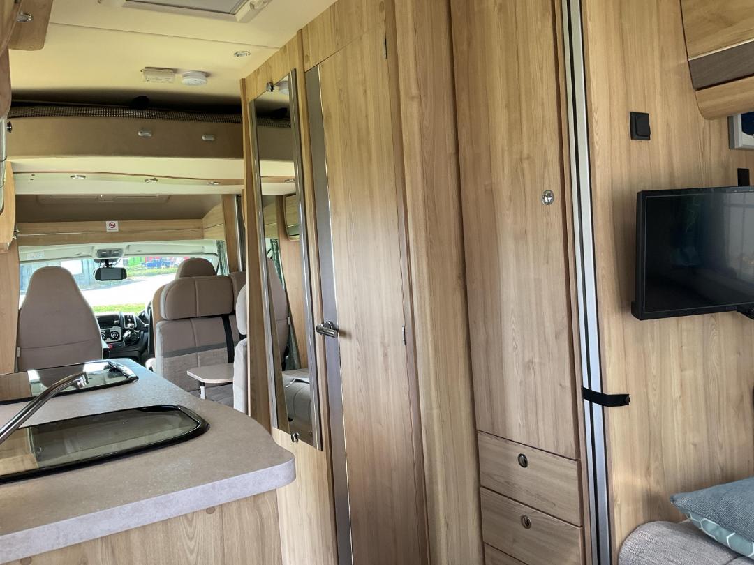 Photo '17' of Peugeot 406 SIGNATURE 196 Motorhome Photo '17' of Peugeot 406 SIGNATURE 196 Motorhome
