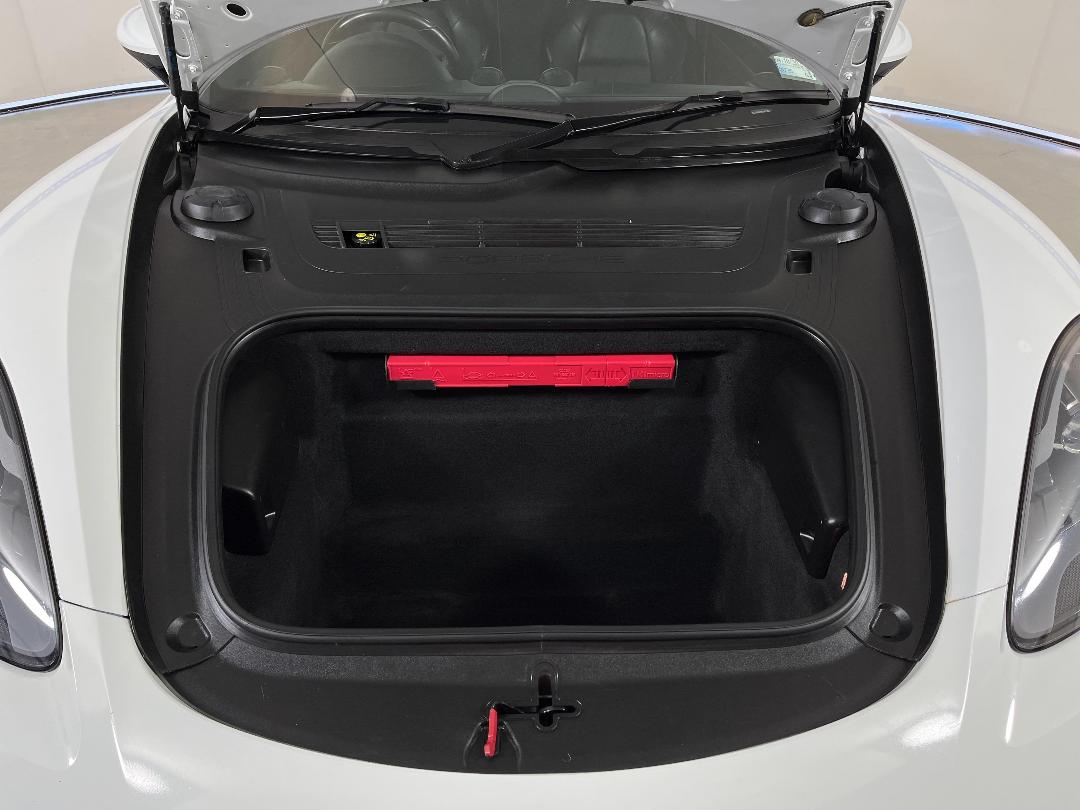 Photo '13' of Porsche Cayman