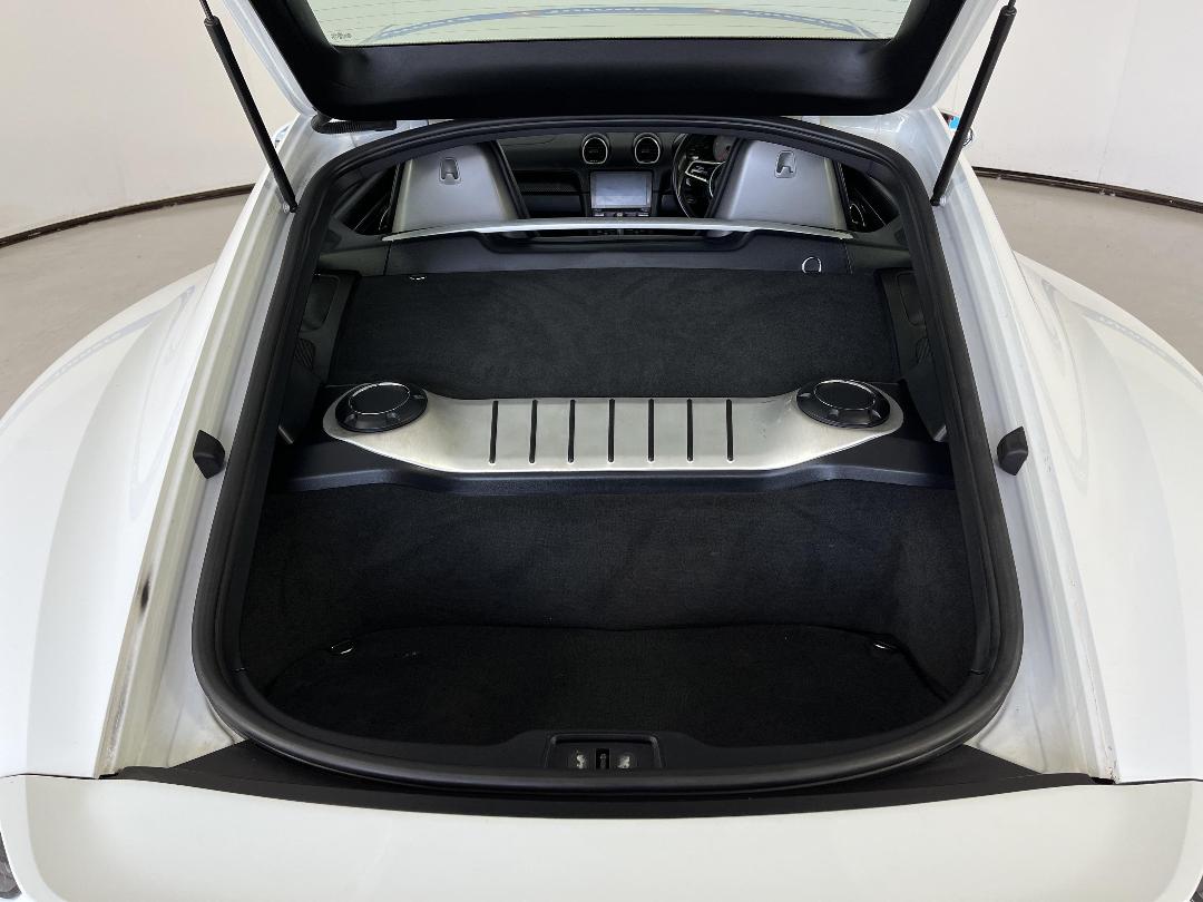 Photo '14' of Porsche Cayman