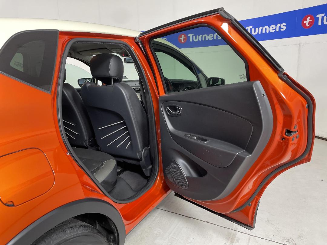 Photo '19' of Renault Captur Photo '19' of Renault Captur