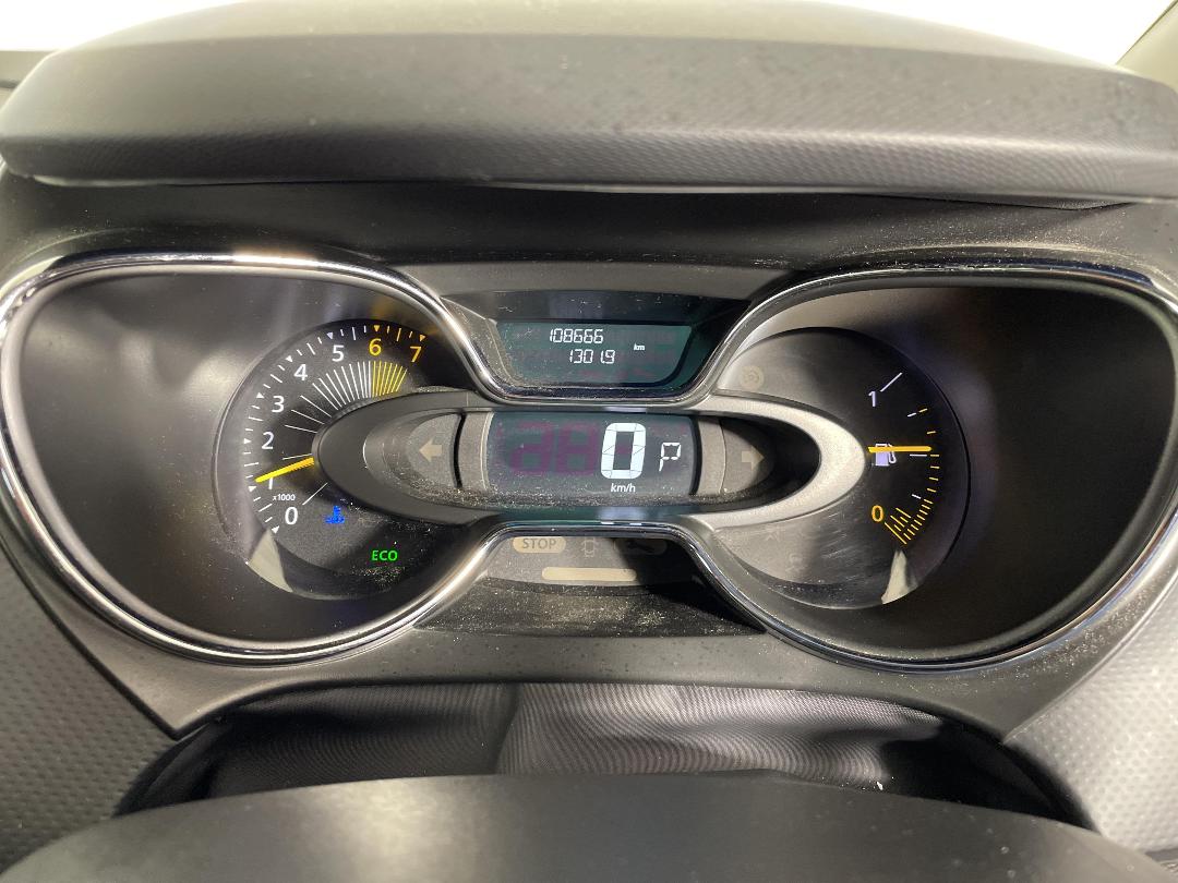 Photo '21' of Renault Captur Photo '21' of Renault Captur