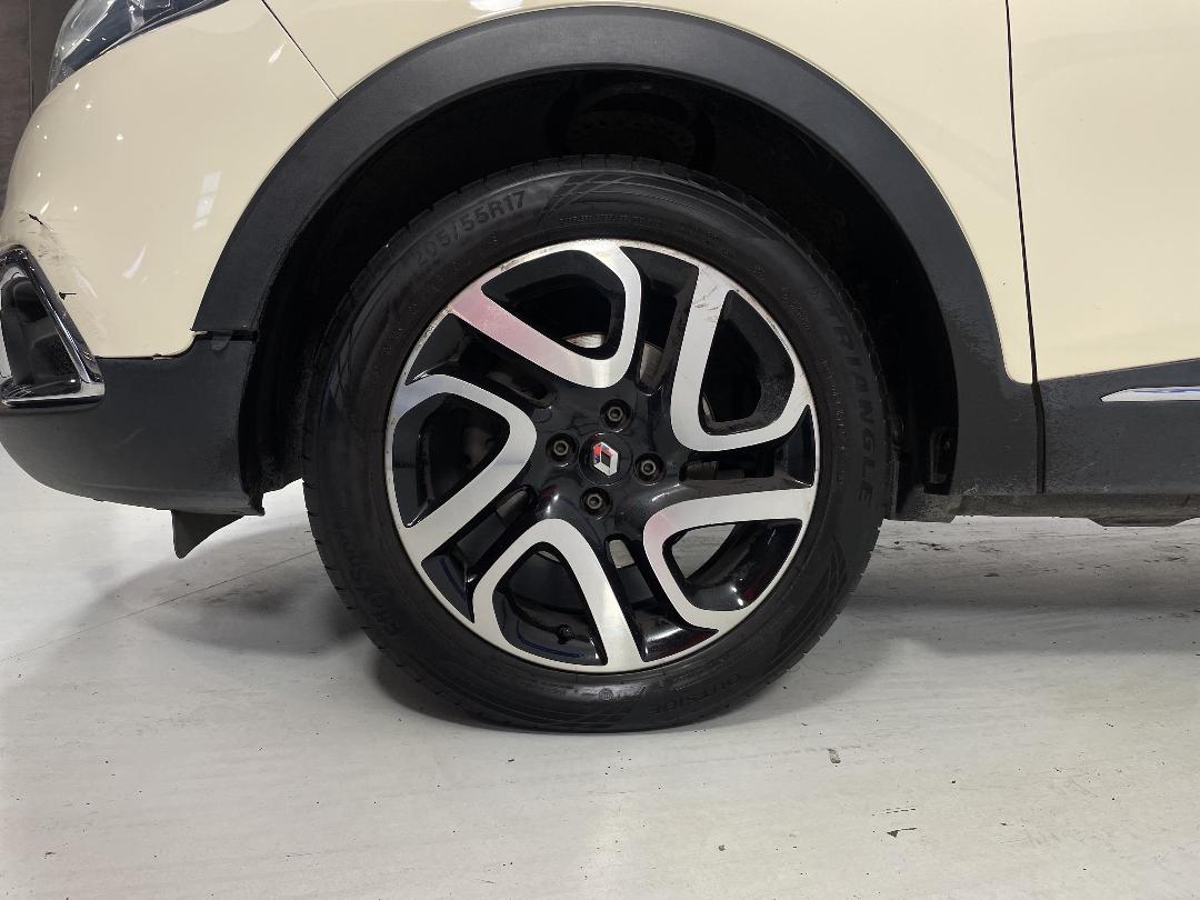 Photo '10' of Renault Captur