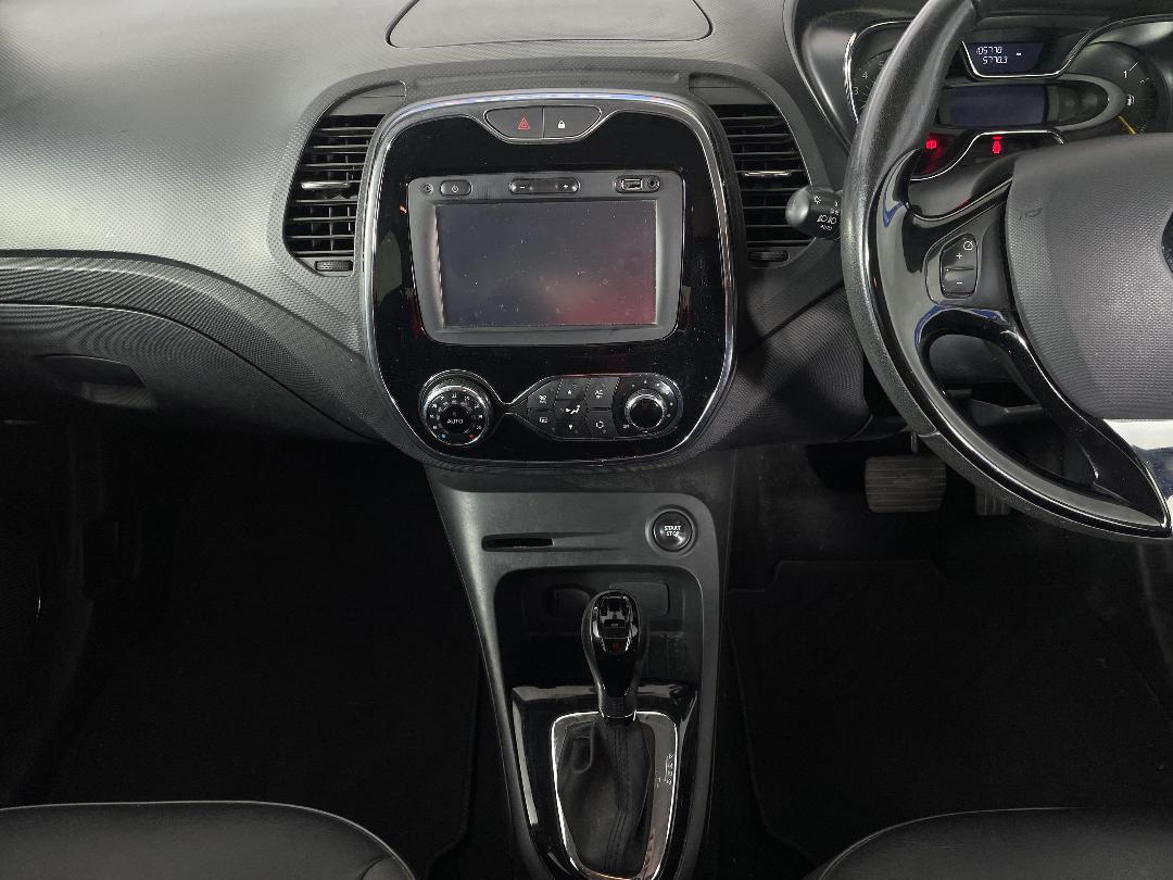 Photo '18' of Renault Captur