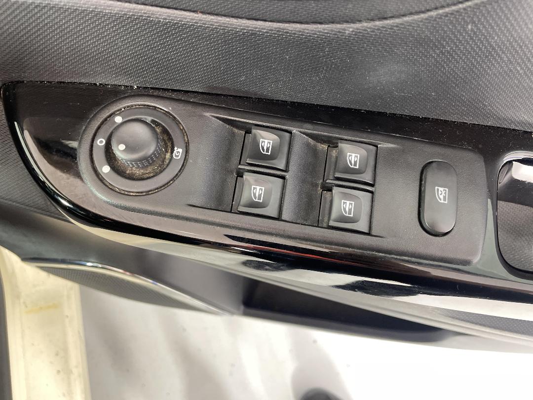 Photo '24' of Renault Captur