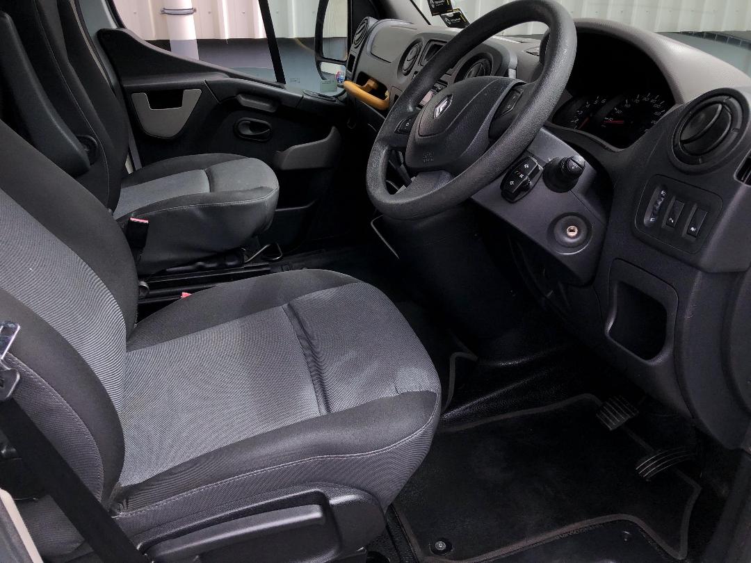 Photo '16' of Renault Master Photo '16' of Renault Master