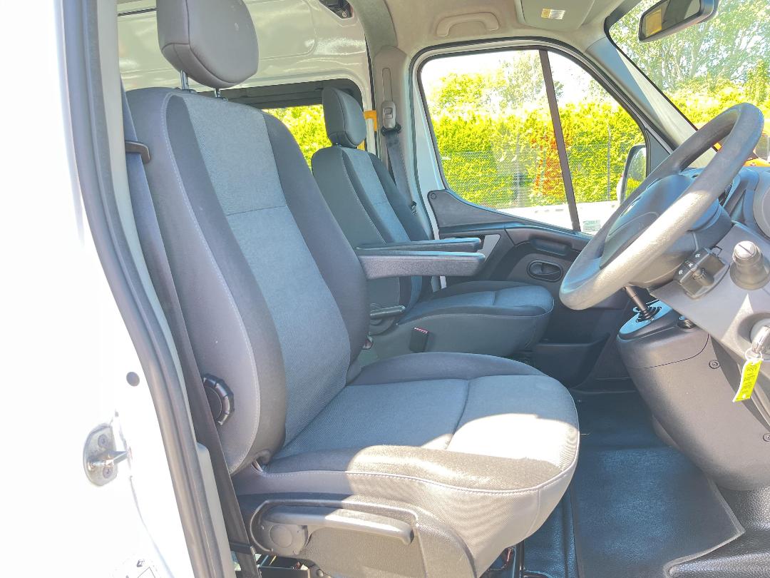 Photo '16' of Renault Master Photo '16' of Renault Master