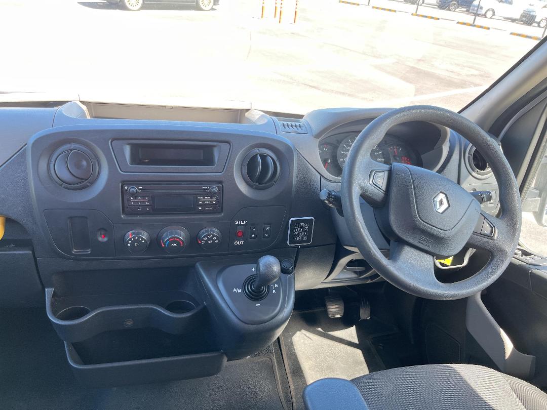 Photo '17' of Renault Master Photo '17' of Renault Master