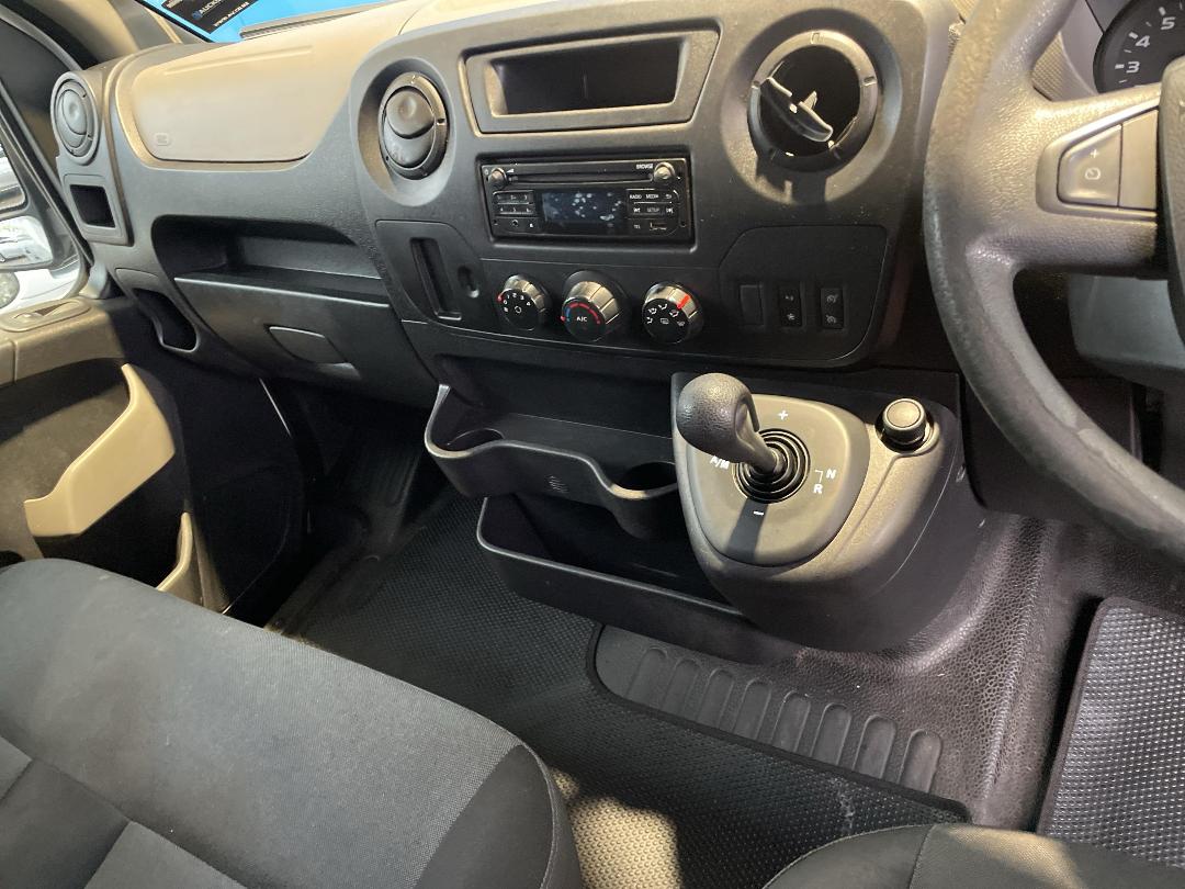 Photo '18' of Renault Master Photo '18' of Renault Master