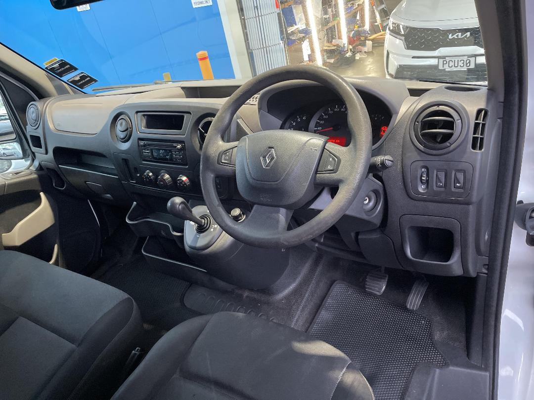 Photo '17' of Renault Master Photo '17' of Renault Master