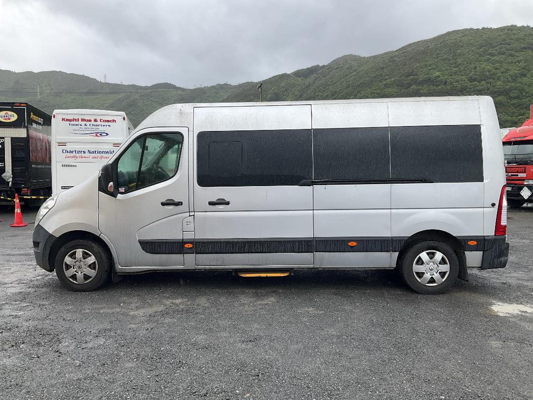 Photo '7' of Renault Master VAN L3H2 2.3DT/6AM Van