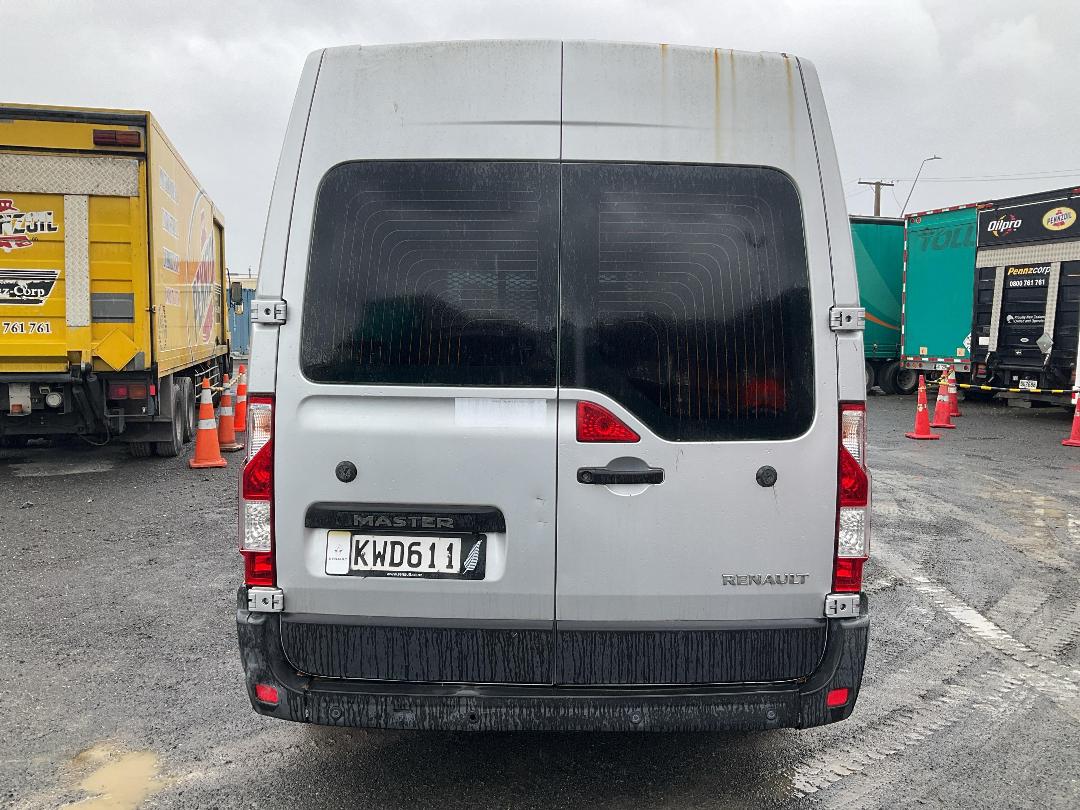 Photo '5' of Renault Master VAN L3H2 2.3DT/6AM Van