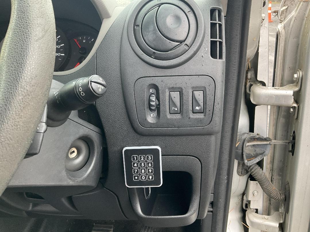 Photo '25' of Renault Master VAN L3H2 2.3DT/6AM Van