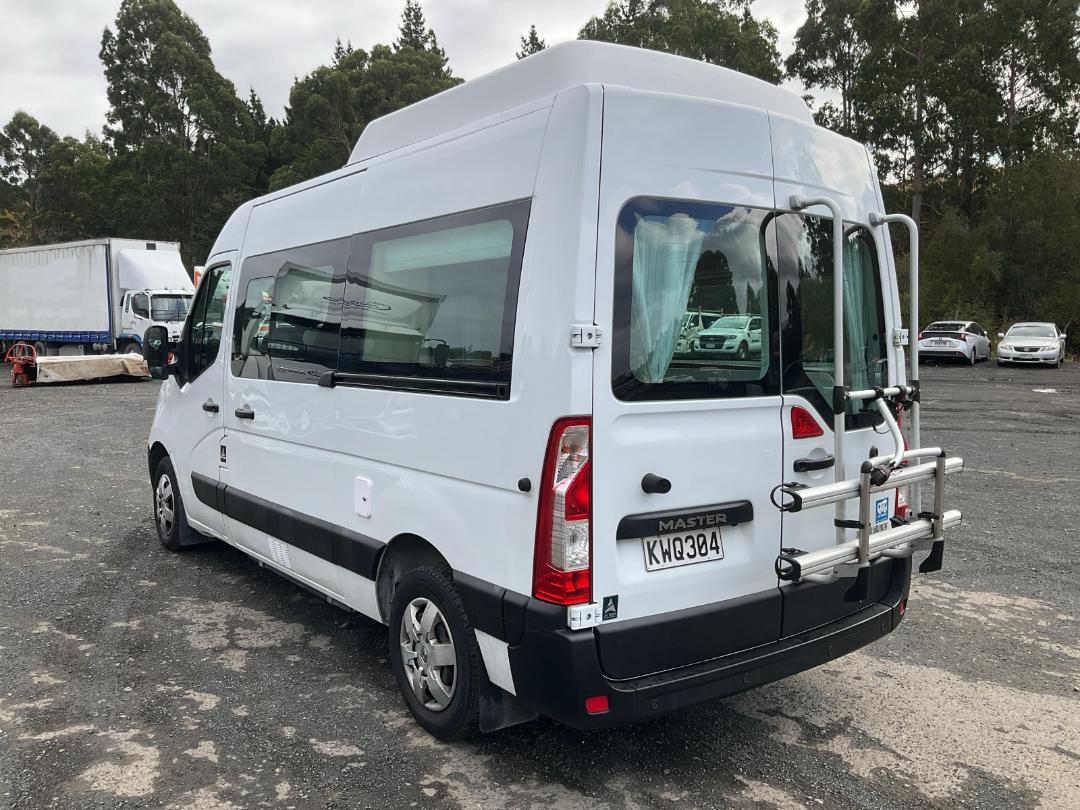 Photo '5' of Renault Master VAN L2H2 2.3D/6AM Motorhome Photo '5' of Renault Master VAN L2H2 2.3D/6AM Motorhome