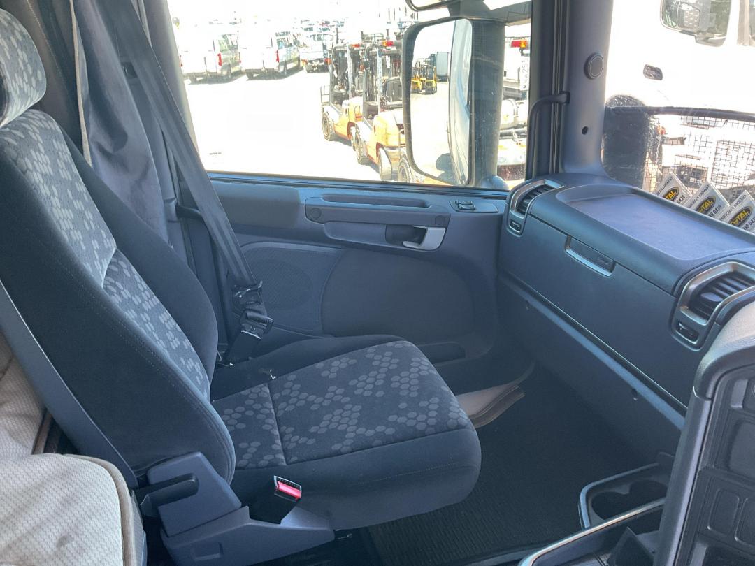 Photo '15' of Scania R 620 Tractor Unit Photo '15' of Scania R 620 Tractor Unit