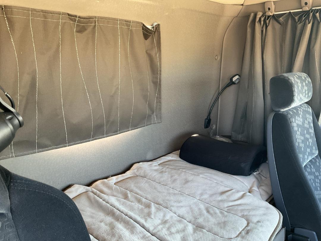 Photo '16' of Scania R 620 Tractor Unit Photo '16' of Scania R 620 Tractor Unit