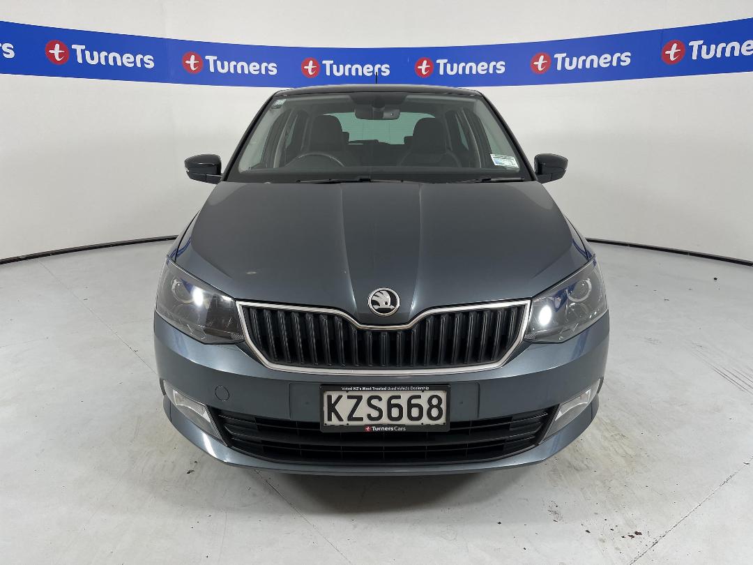 Photo '2' of Skoda Fabia Photo '2' of Skoda Fabia