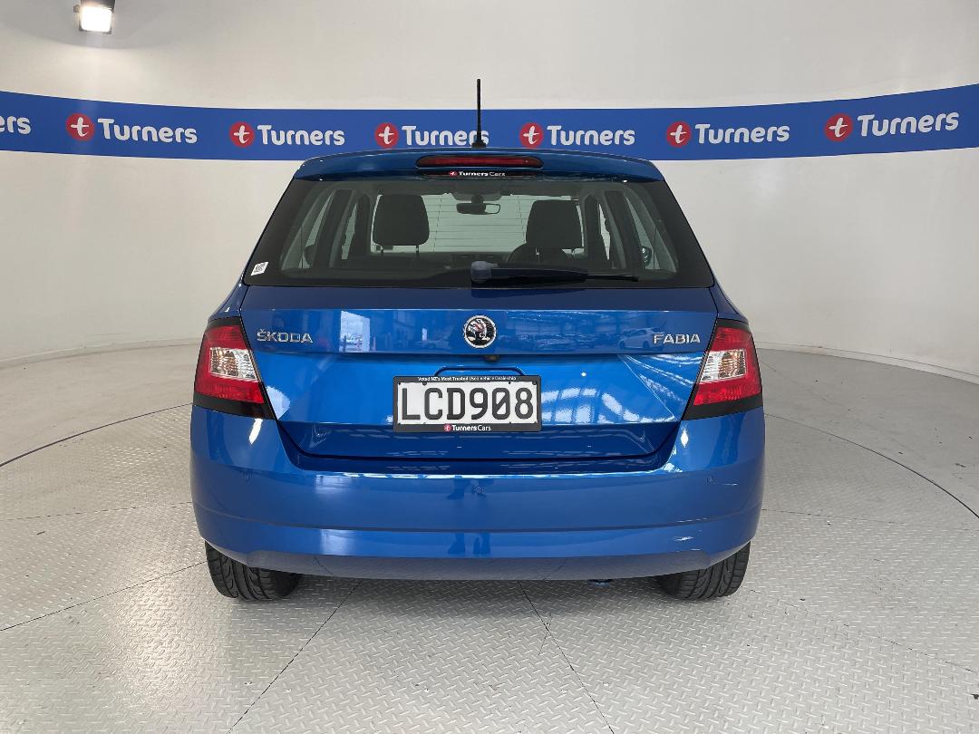 Photo '6' of Skoda Fabia