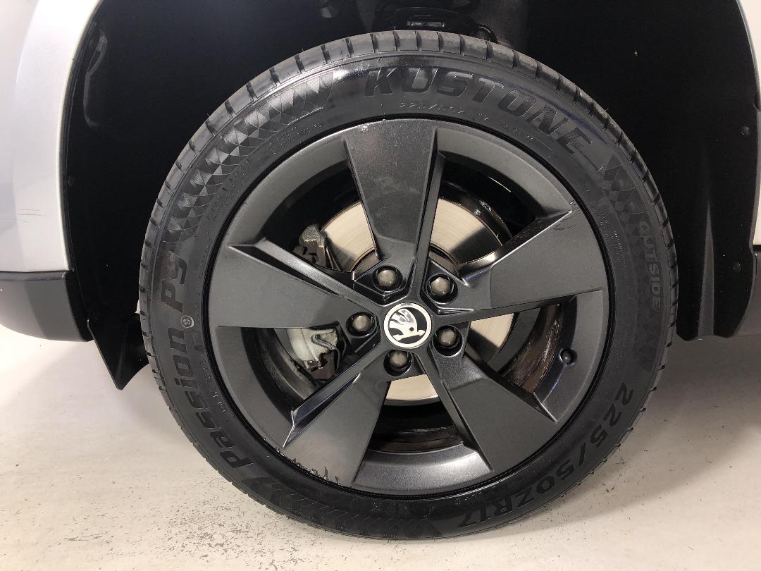 Photo '10' of Skoda Yeti