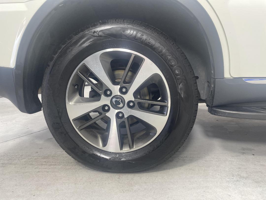 Photo '12' of Ssangyong Rexton