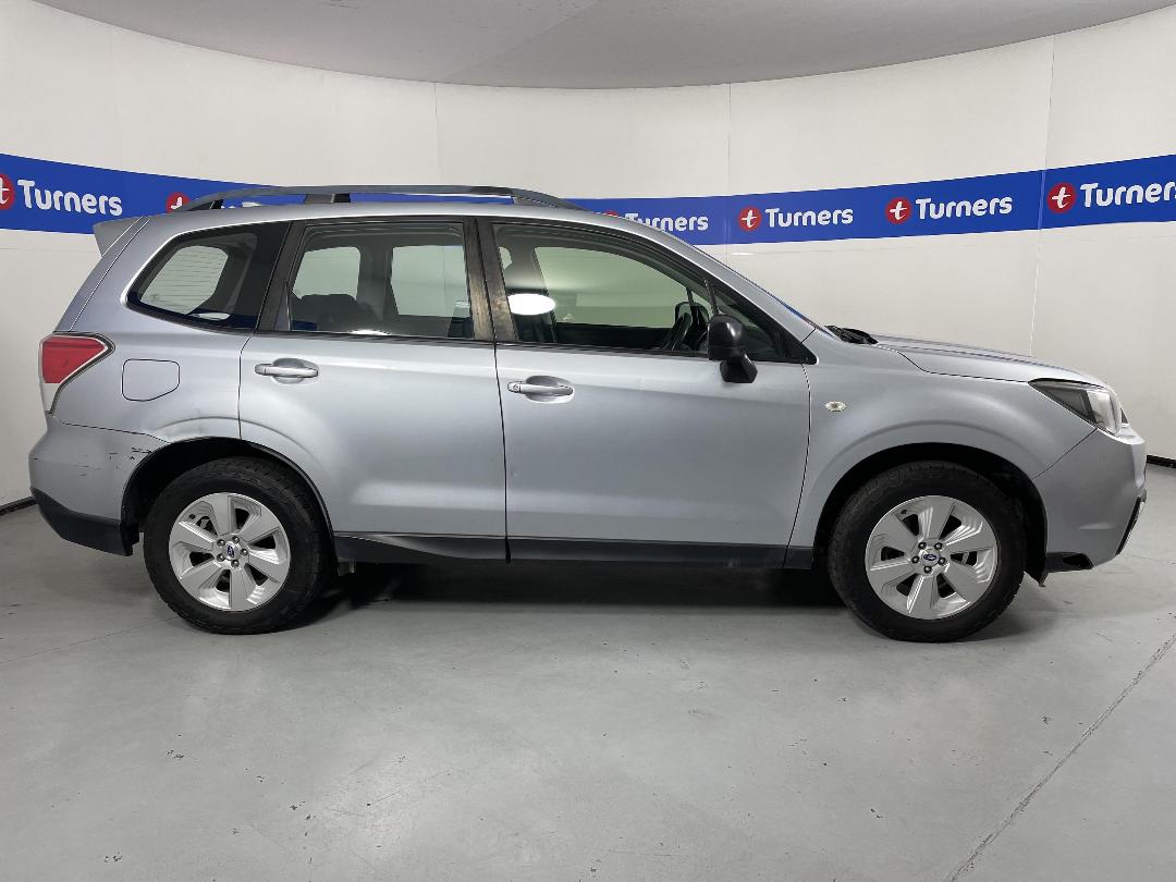 Photo '23' of Subaru Forester