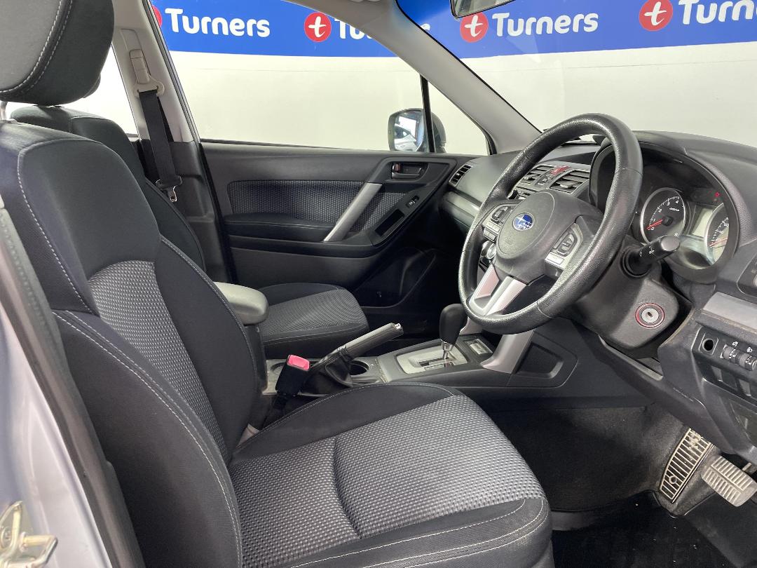 Photo '16' of Subaru Forester Photo '16' of Subaru Forester