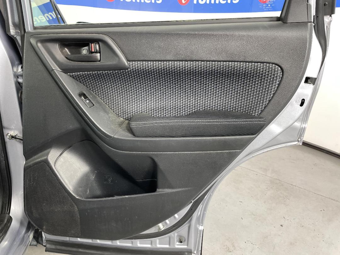 Photo '19' of Subaru Forester Photo '19' of Subaru Forester