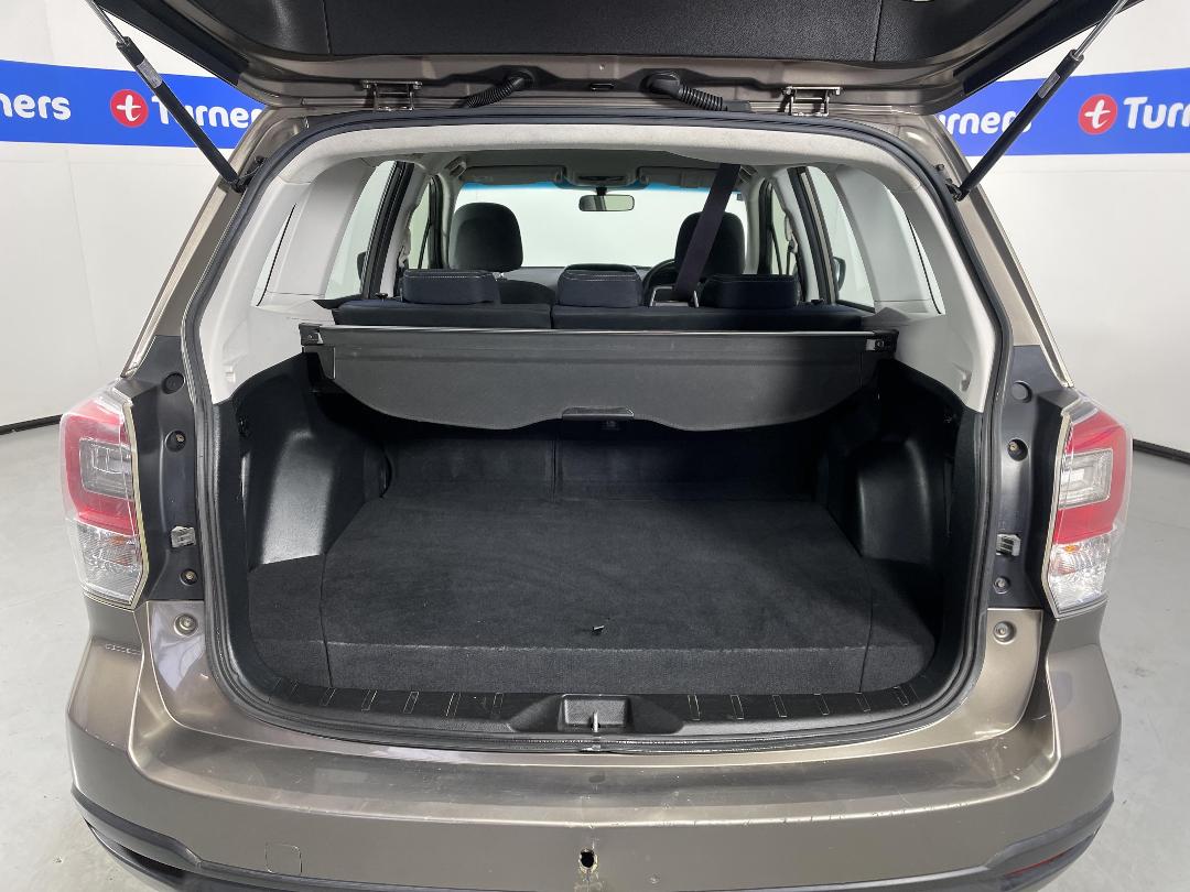 Photo '14' of Subaru Forester Photo '14' of Subaru Forester