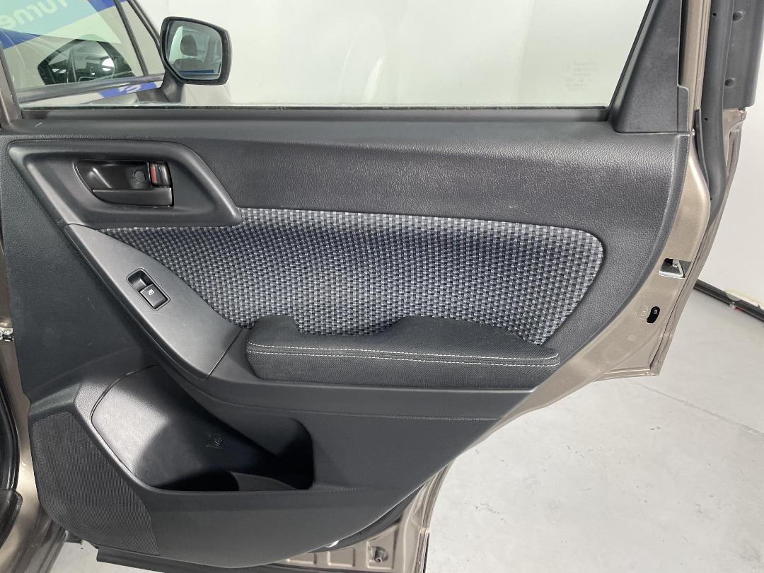 Photo '19' of Subaru Forester Photo '19' of Subaru Forester