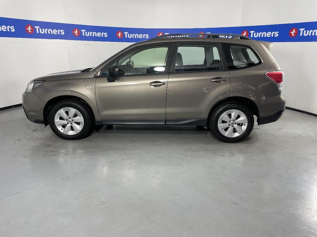 Photo '24' of Subaru Forester Photo '24' of Subaru Forester