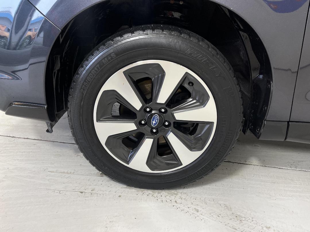 Photo '10' of Subaru Forester Photo '10' of Subaru Forester