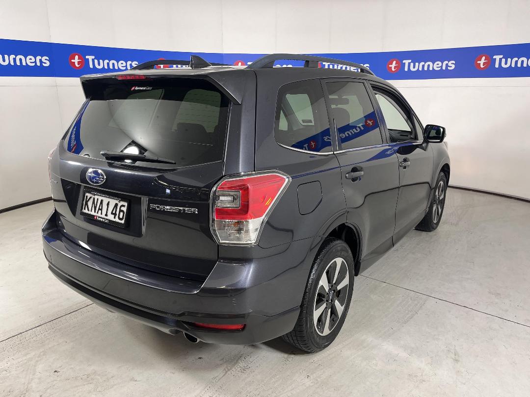 Photo '7' of Subaru Forester Photo '7' of Subaru Forester