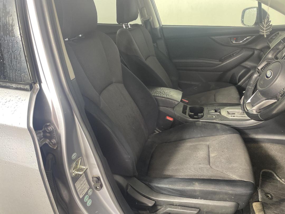 Photo '14' of Subaru Impreza Photo '14' of Subaru Impreza