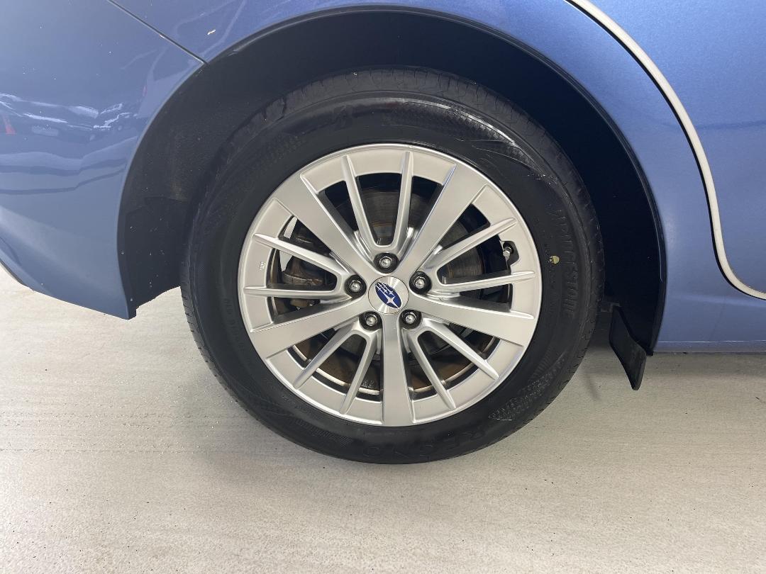 Photo '12' of Subaru Impreza