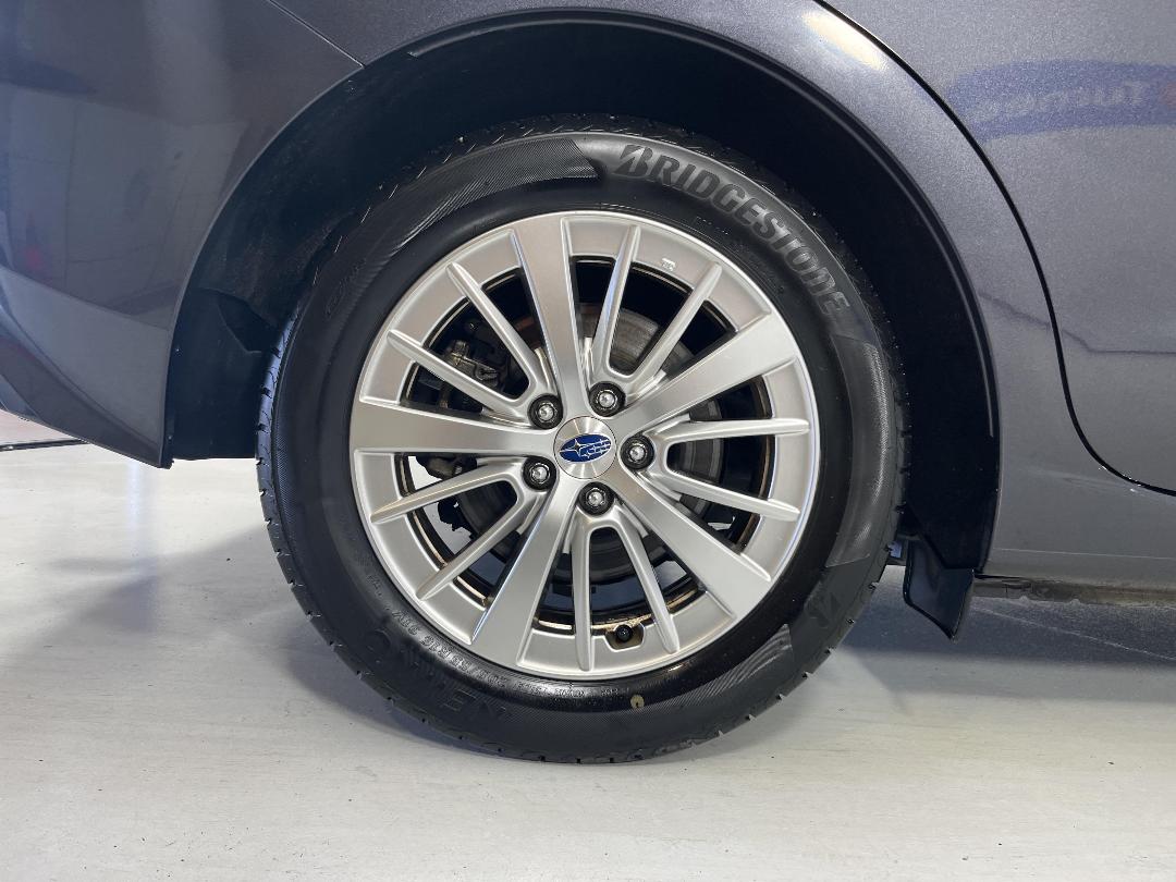 Photo '12' of Subaru Impreza Photo '12' of Subaru Impreza