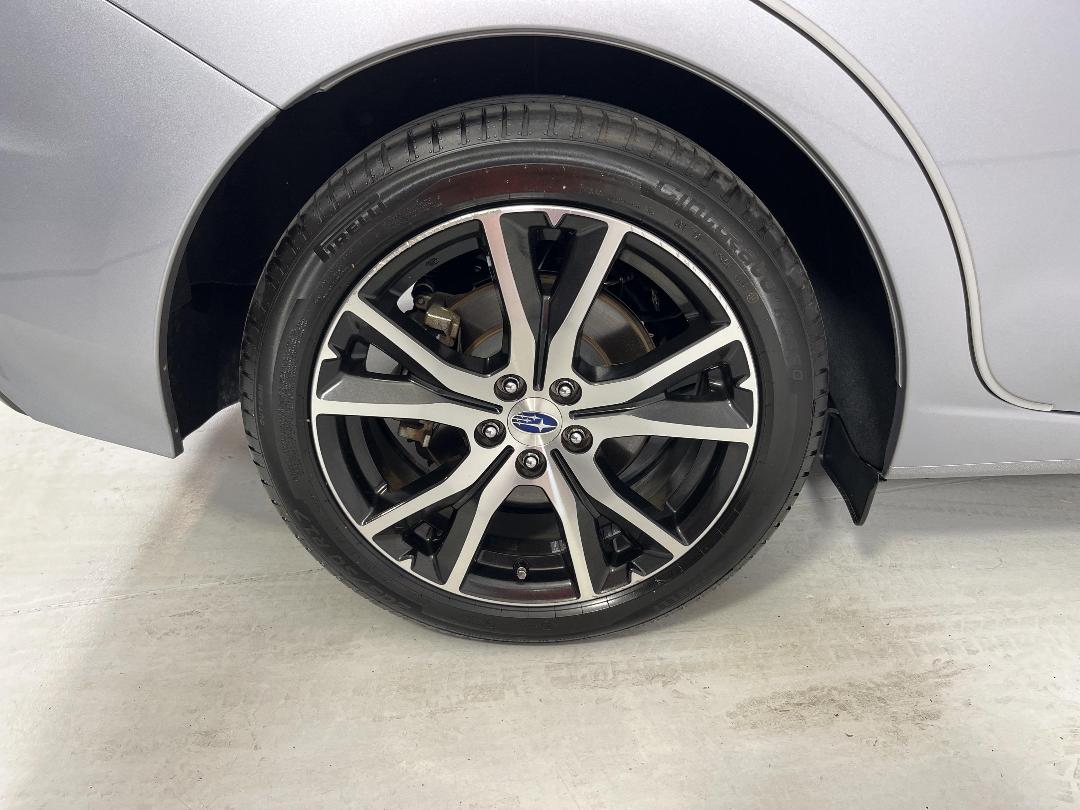 Photo '12' of Subaru Impreza Photo '12' of Subaru Impreza