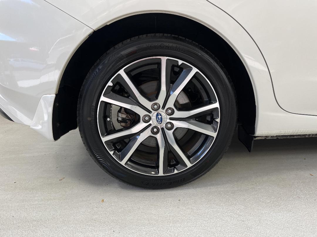 Photo '12' of Subaru Impreza