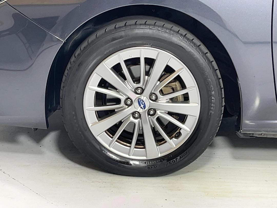 Photo '10' of Subaru Impreza