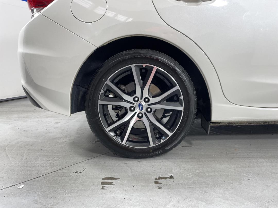 Photo '12' of Subaru Impreza