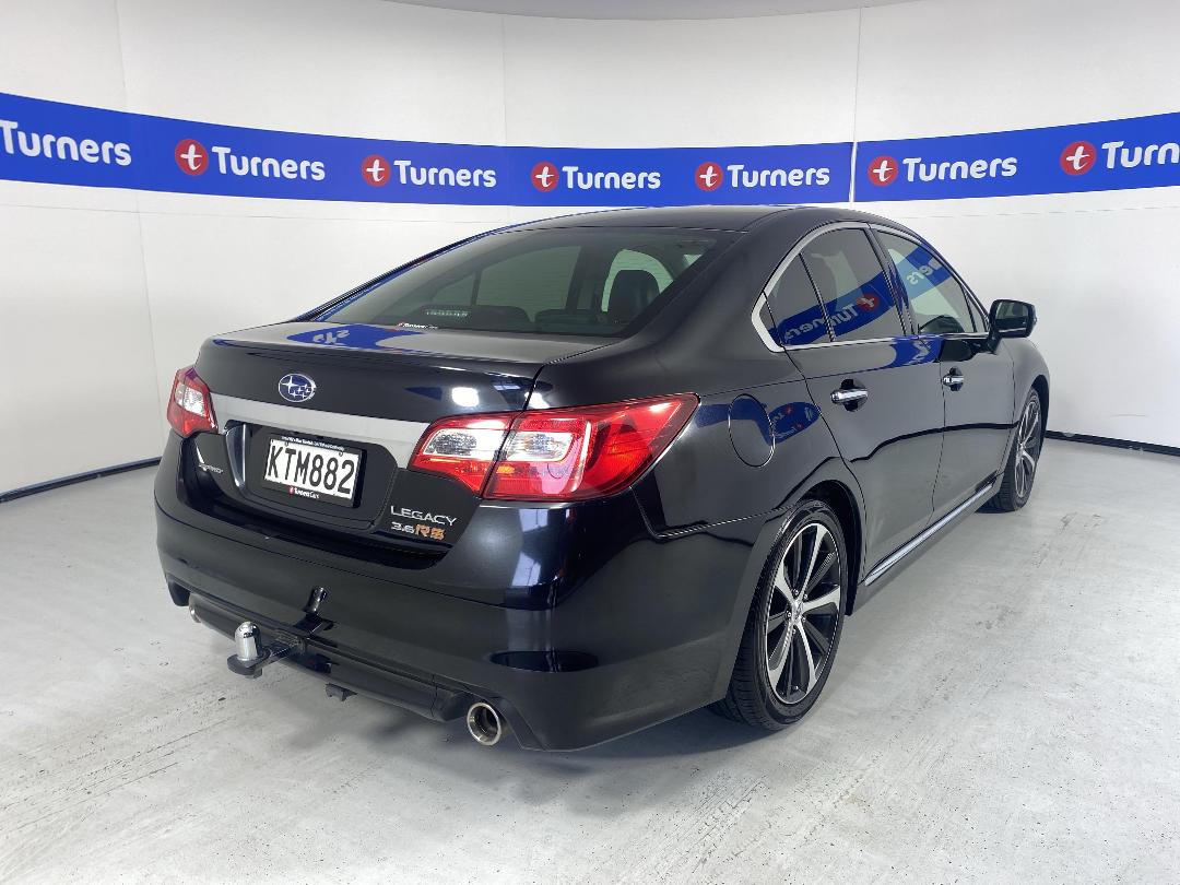 Photo '7' of Subaru Legacy