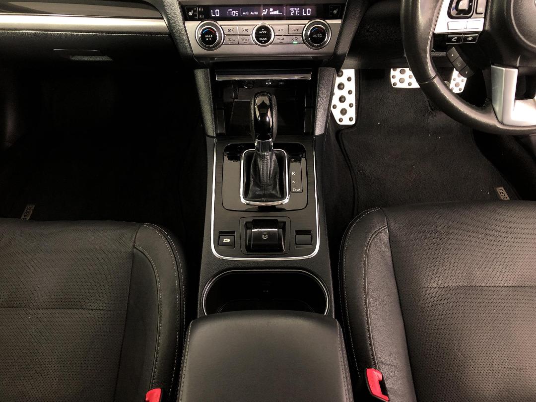 Photo '18' of Subaru Legacy Photo '18' of Subaru Legacy