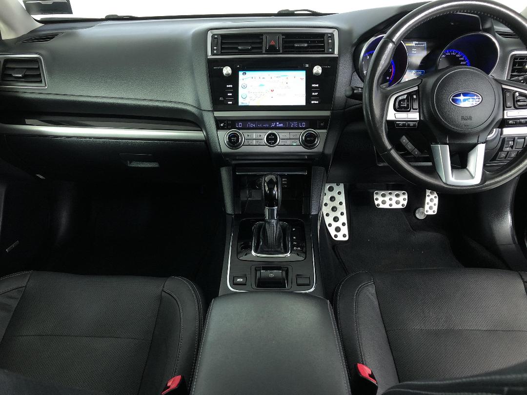 Photo '17' of Subaru Legacy Photo '17' of Subaru Legacy