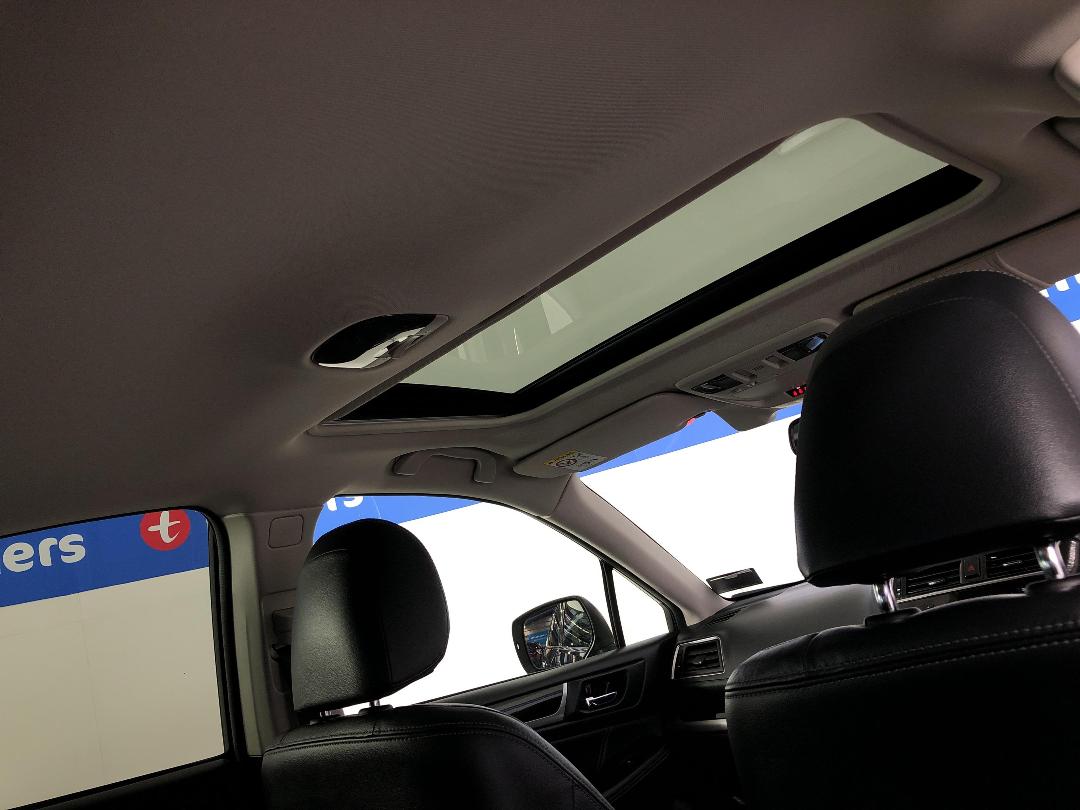 Photo '23' of Subaru Legacy Photo '23' of Subaru Legacy