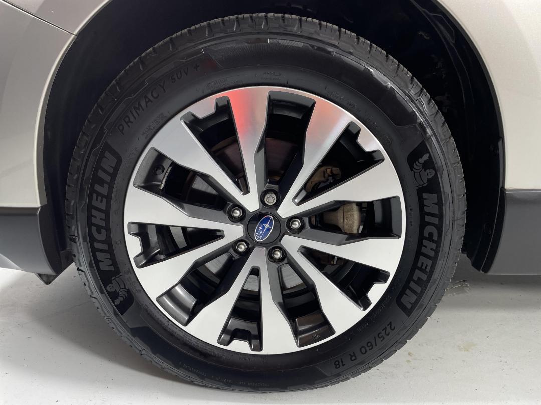 Photo '10' of Subaru Outback