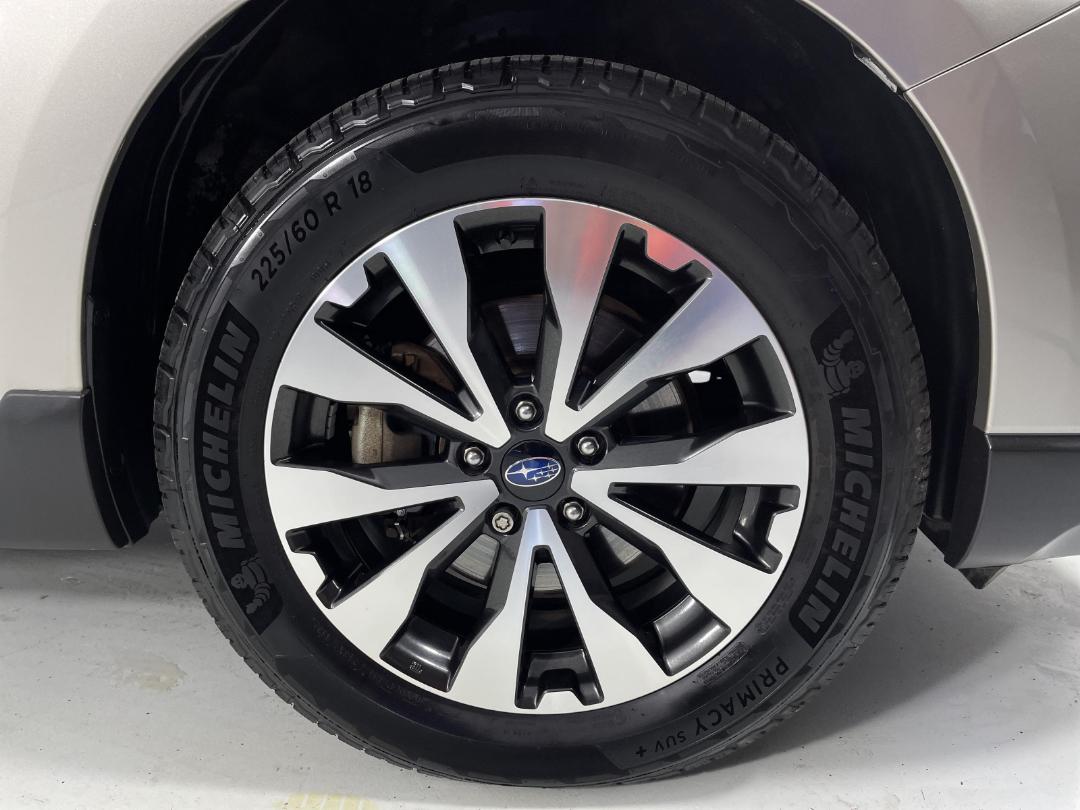 Photo '9' of Subaru Outback