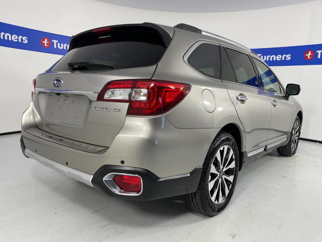 Photo '7' of Subaru Outback