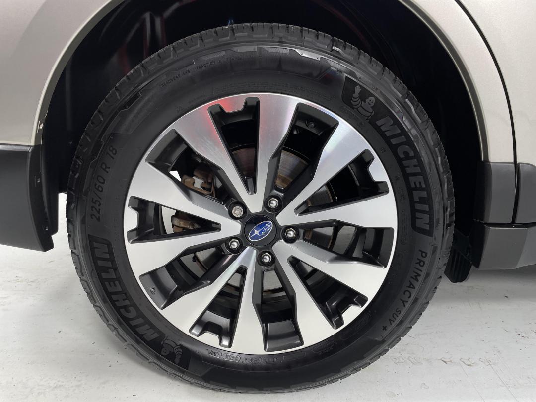 Photo '12' of Subaru Outback