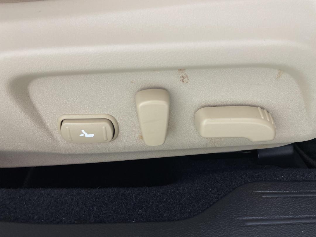 Photo '23' of Subaru Outback