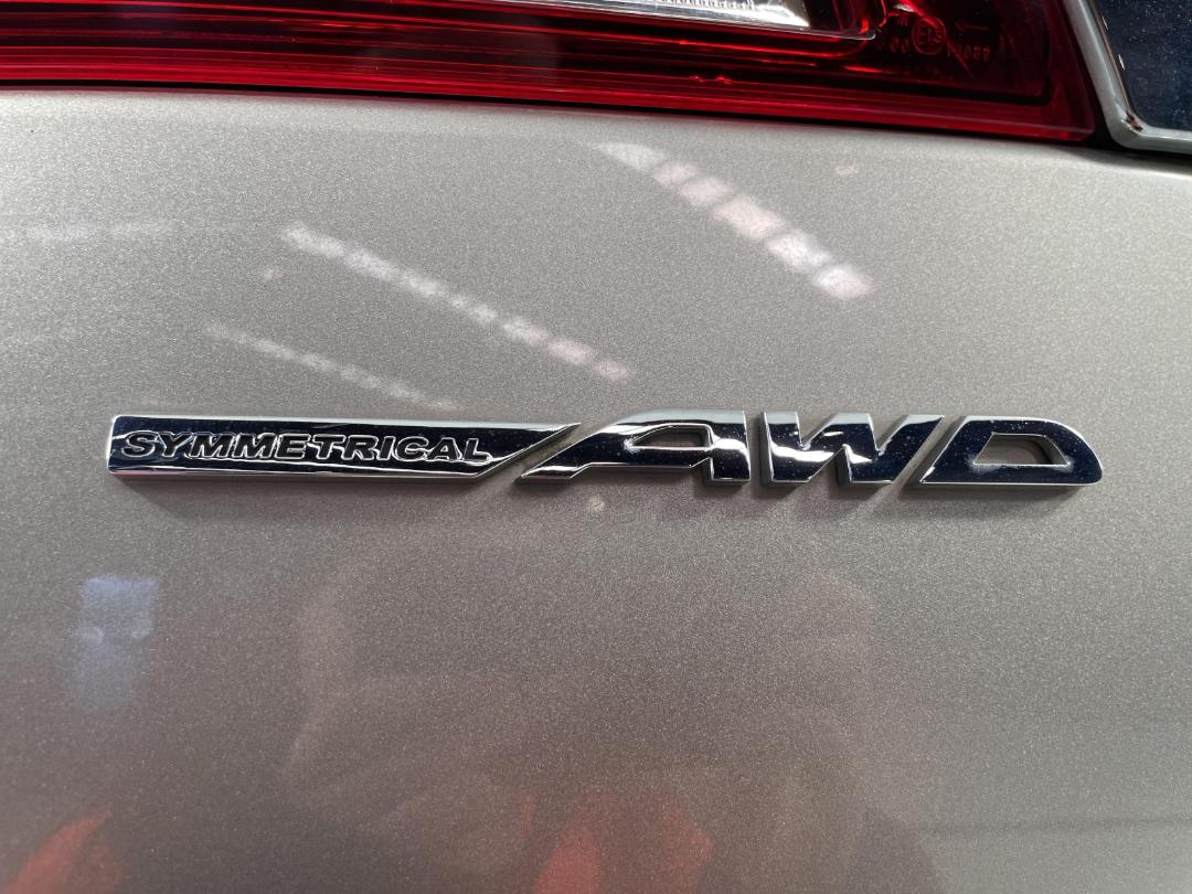 Photo '30' of Subaru Outback