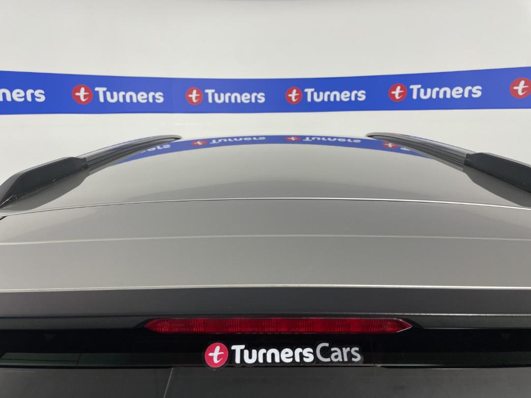 Photo '32' of Subaru Outback