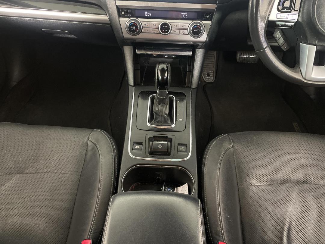 Photo '23' of Subaru Outback